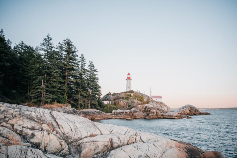 The Ultimate Guide to Hiking in Metro Vancouver: Explore BC’s Best Trails!